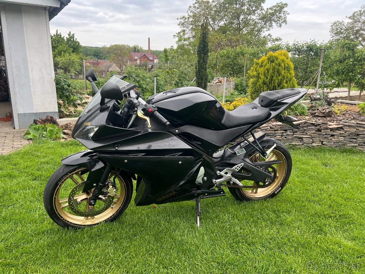Yamaha yzf r125
