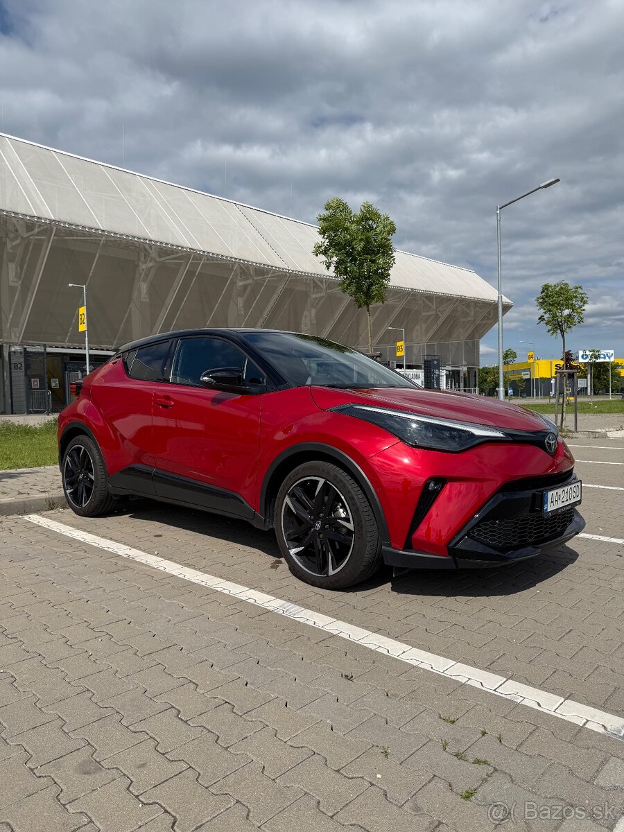 Predám auto Toyota CH-R GR Sport 2.0