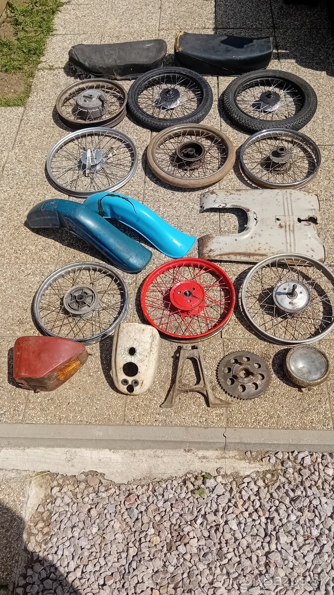 Náhradné diely na motorky JAWA, PIONIER