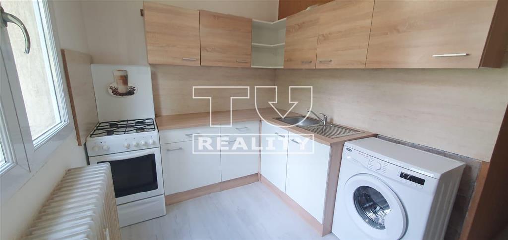 1-IZBOVÝ BYT PO KOMPLETNEJ REKONŠTRUKCII, 29m2,...