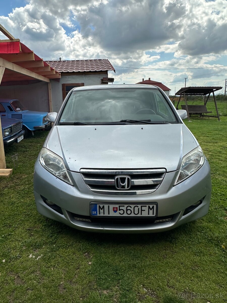Honda FR-V