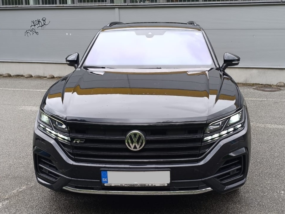 Volkswagen Touareg R-Line, luxusné a bezpečné SUV