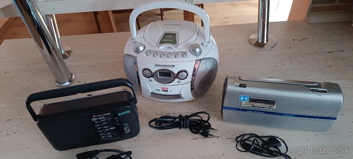 Predám prenosné rádia PANASONIC,AKAI, GRUNDIG