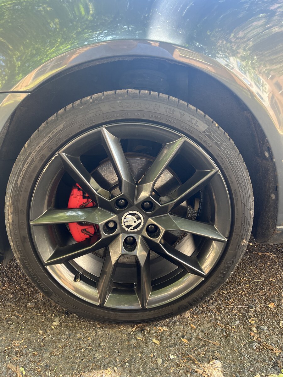 Gemini 5x112 r18 225/40 continental