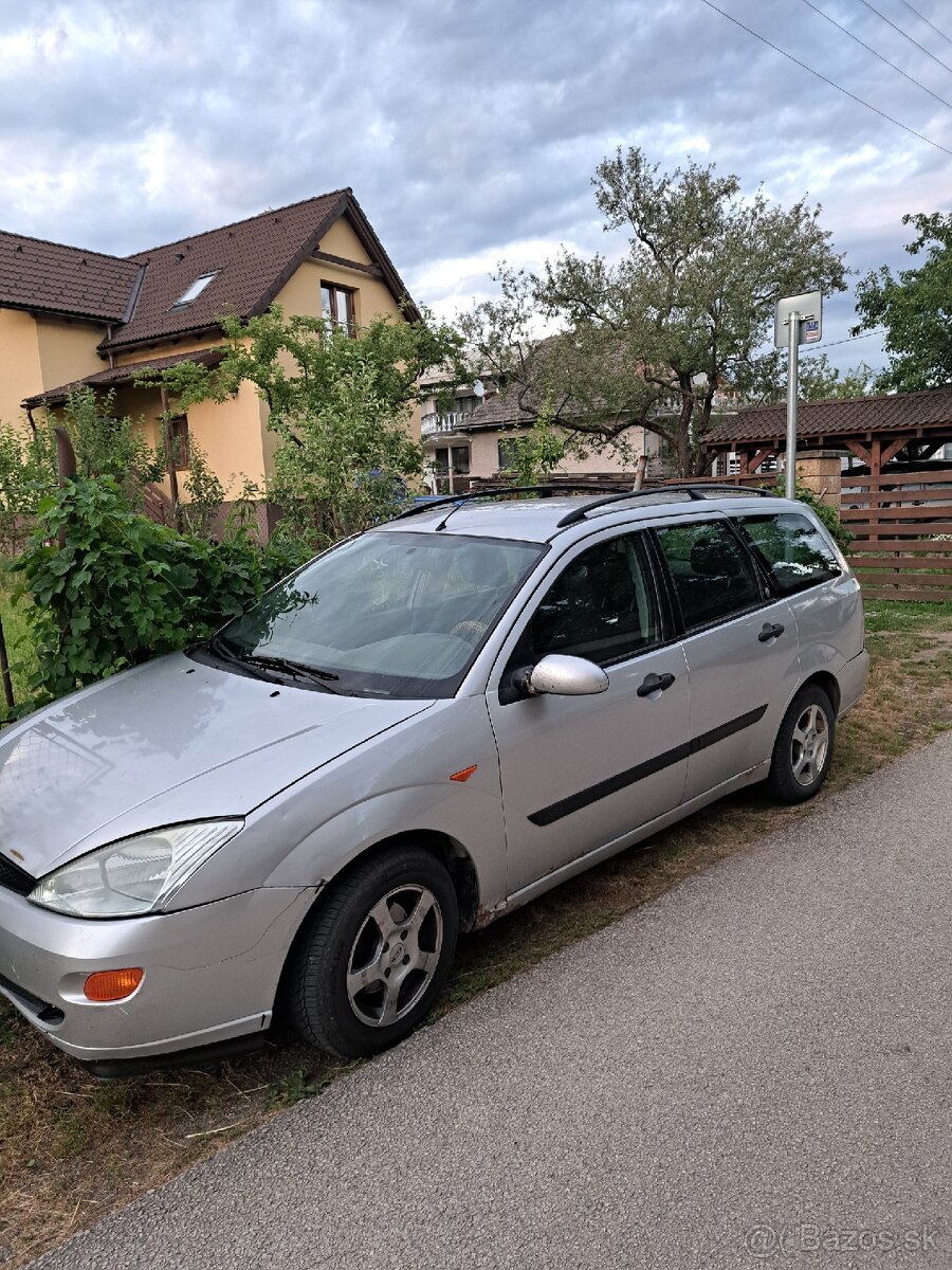 Ford Focus kombi mk1