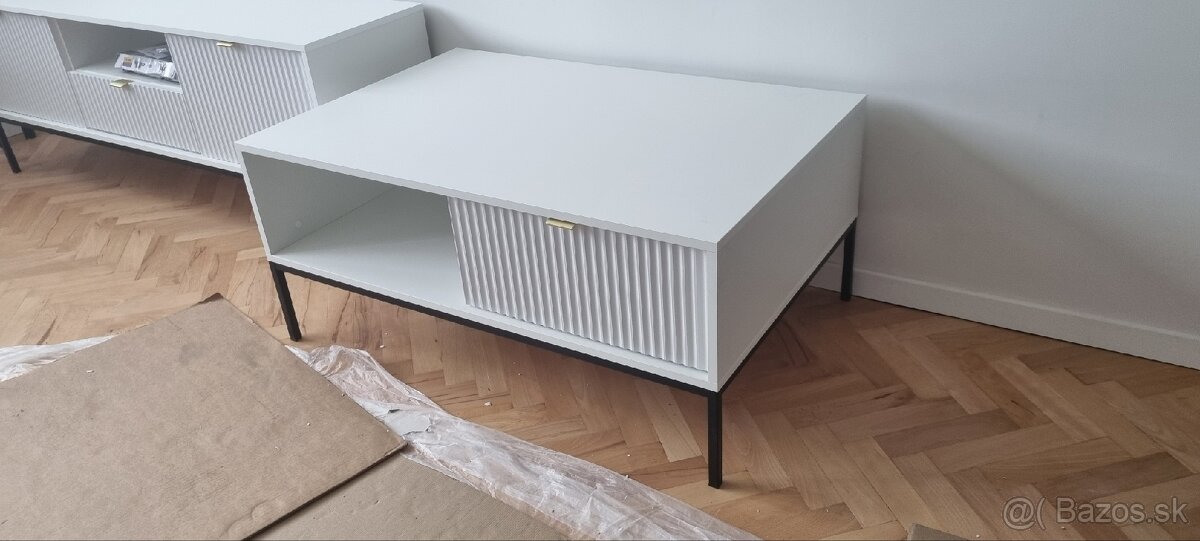 Predám konferenčný stolík Nova