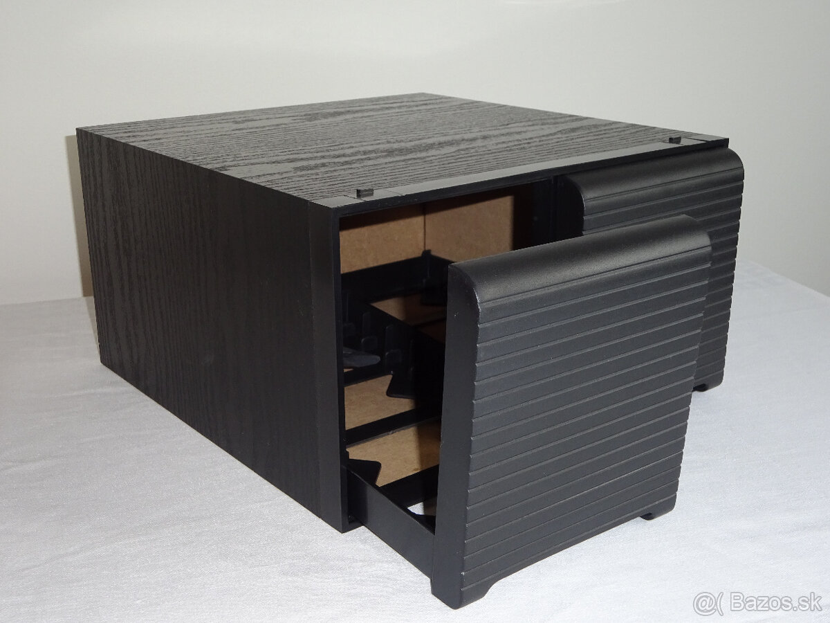 Boxy na CD a videokazety