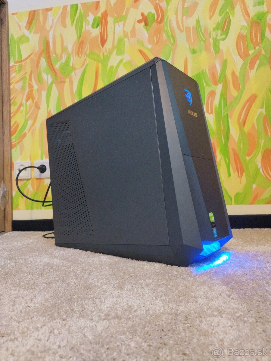ASUS ROG TYTAN G30