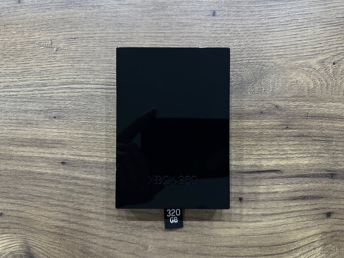 Originál HDD s kapacitou 320GB na XBOX 360