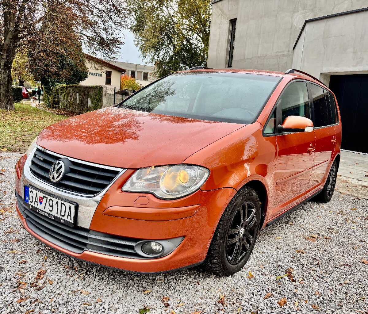 Volkswagen Touran 1.9 TDi 7 miestny