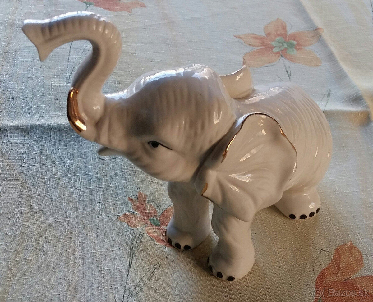 Porcelánový Slon
