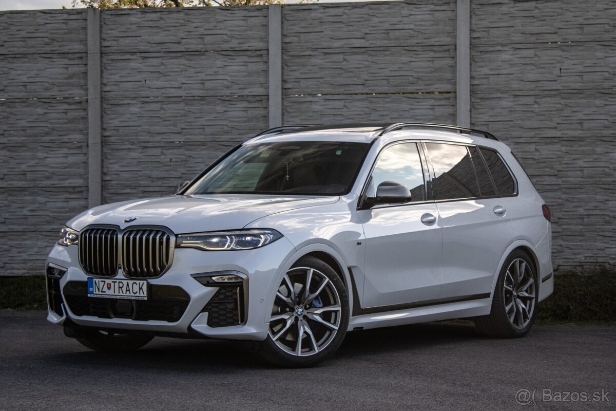 BMW X7 xDrive M50d - B&W, 360, Pano...