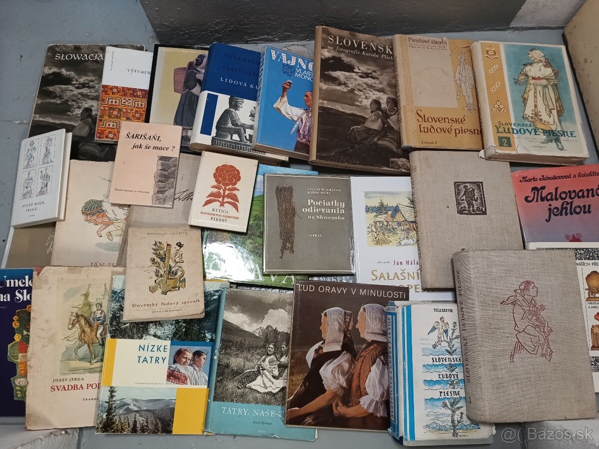 knihy o krojoch, ľudovom umení, ľudový odev