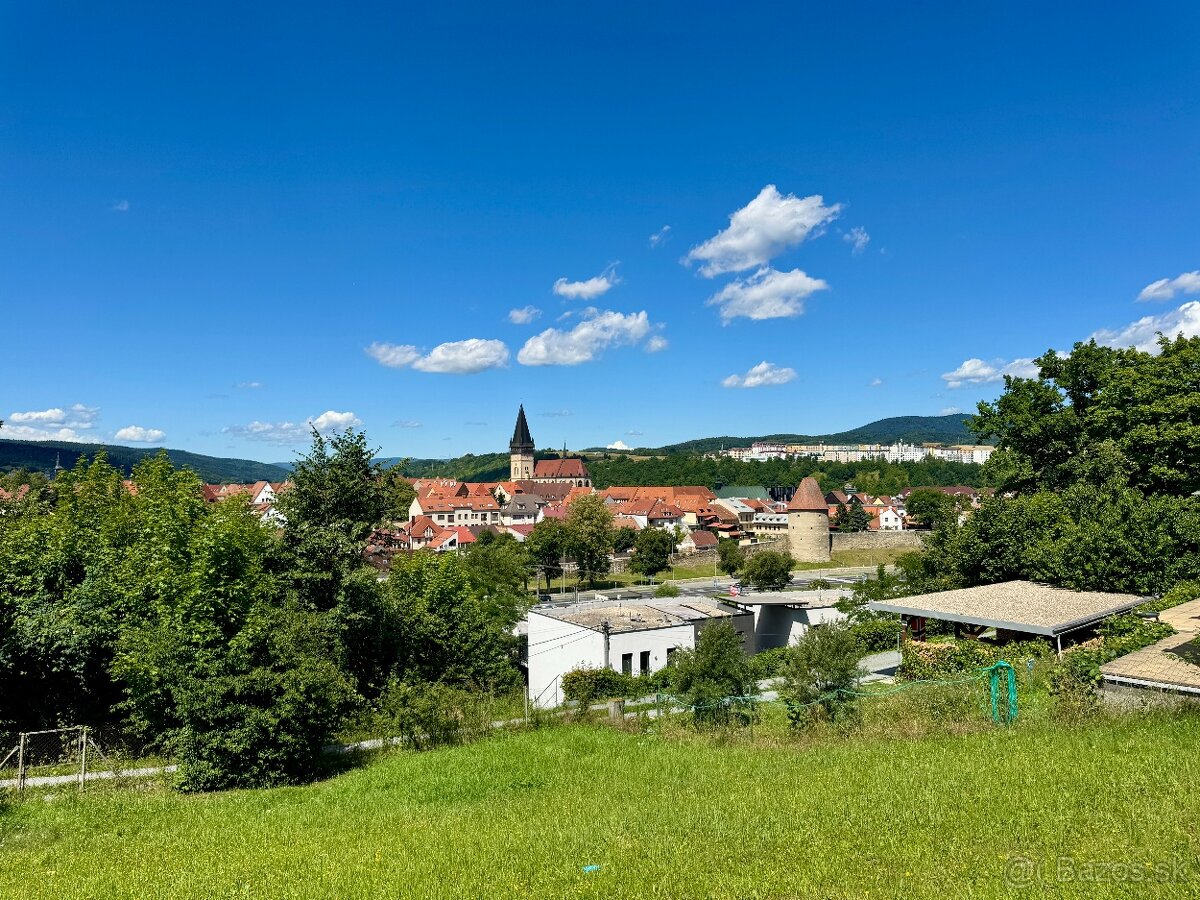 Na predaj pozemky s krásnym výhľadom na historické centrum