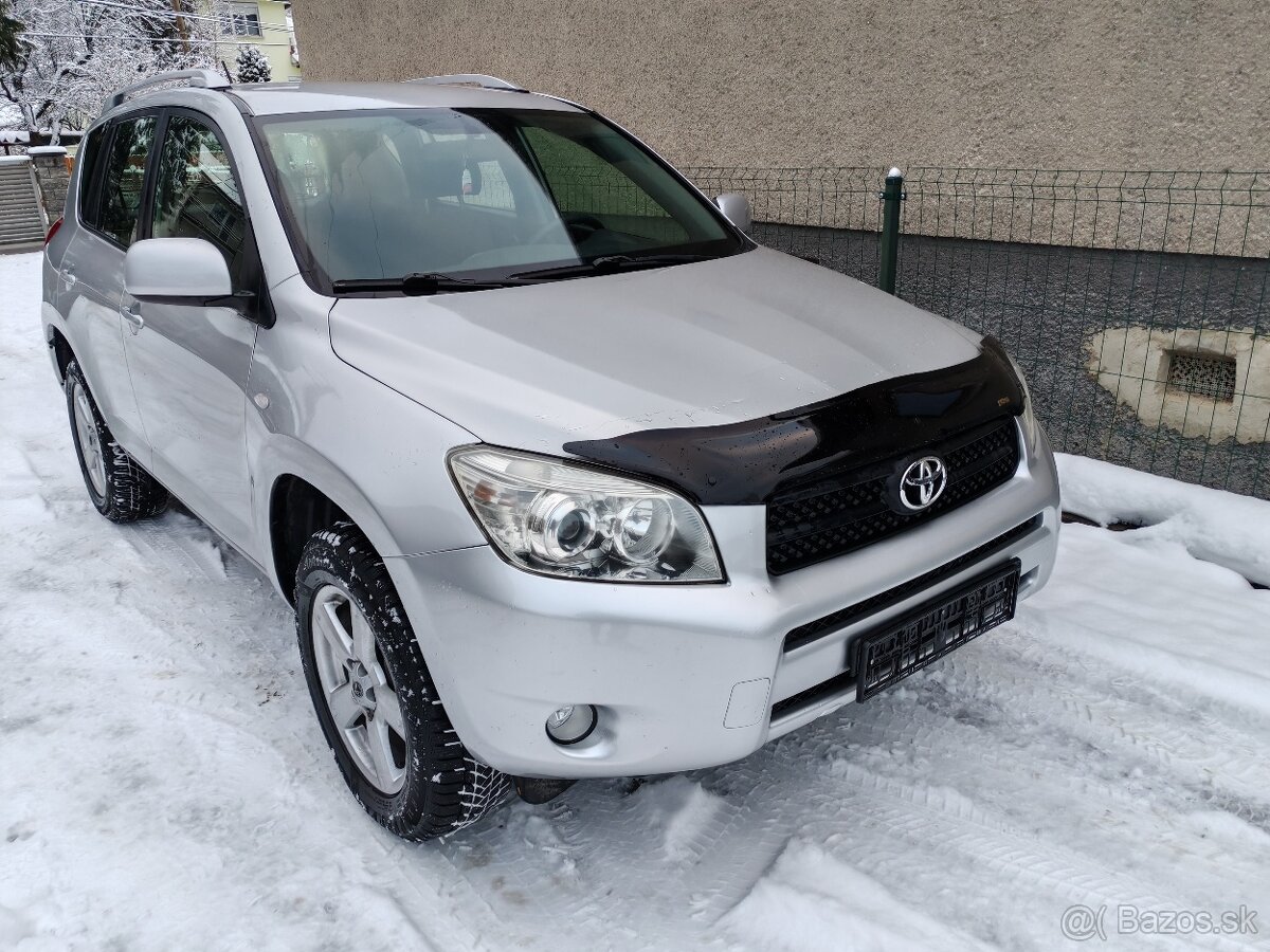 Rav4 2,2 100kw Taliansko