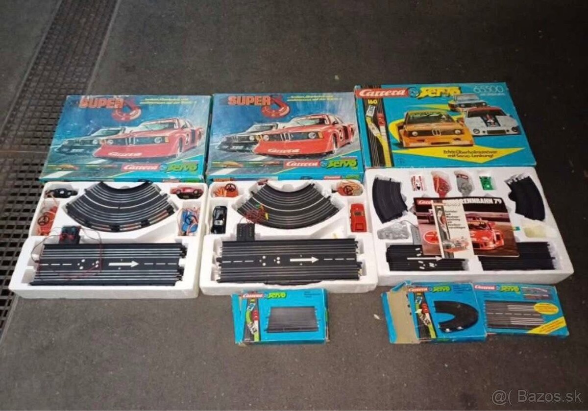 Vintage carrera servo