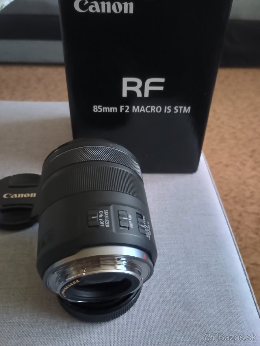 Canon RF 85/2 Marco IS stm