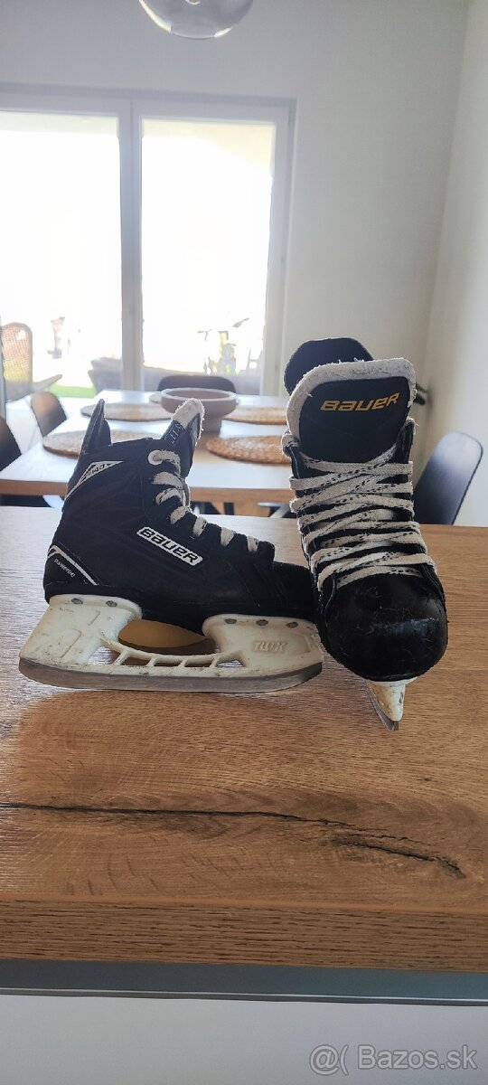 Bauer Supereme s140 velkost 29.5