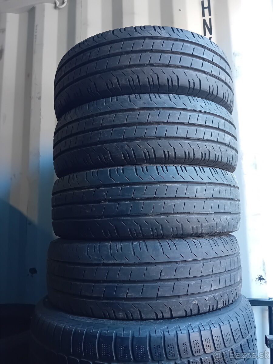 Continental 205/65R16C 2022