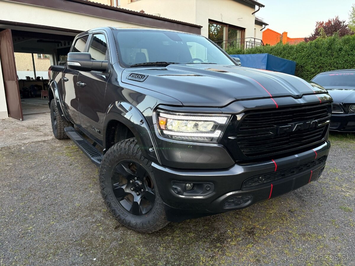 Dodge RAM 5.7 4x4 TUNING, SPORT, BLACK EDITION
