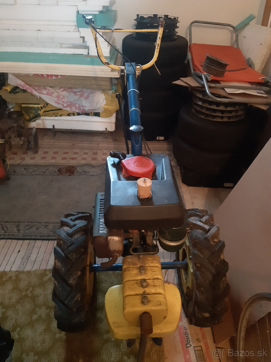 Malotraktor Agzat, Príslušenstvo