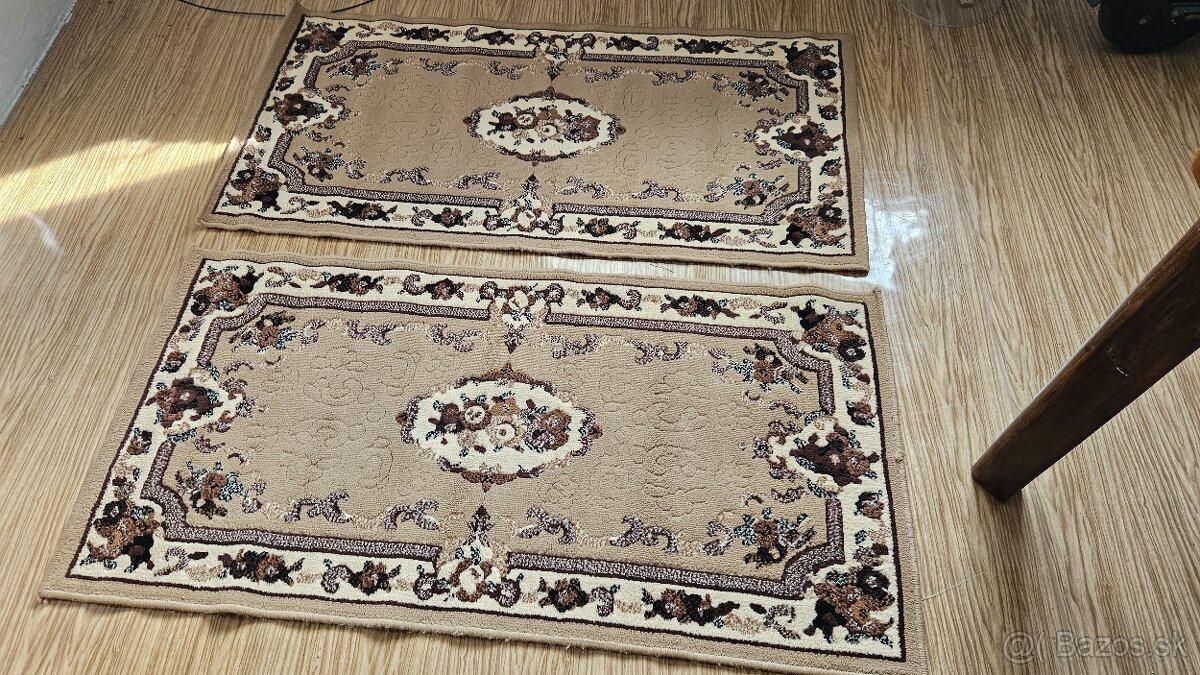 Koberec 135x68cm (3 kusy)