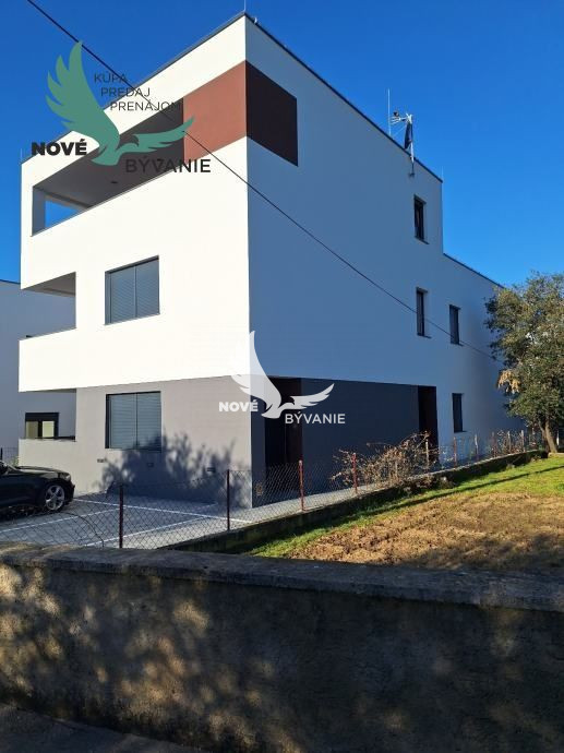 Na predaj novostavba - dvojpodlažný apartmán s výhľadom na m