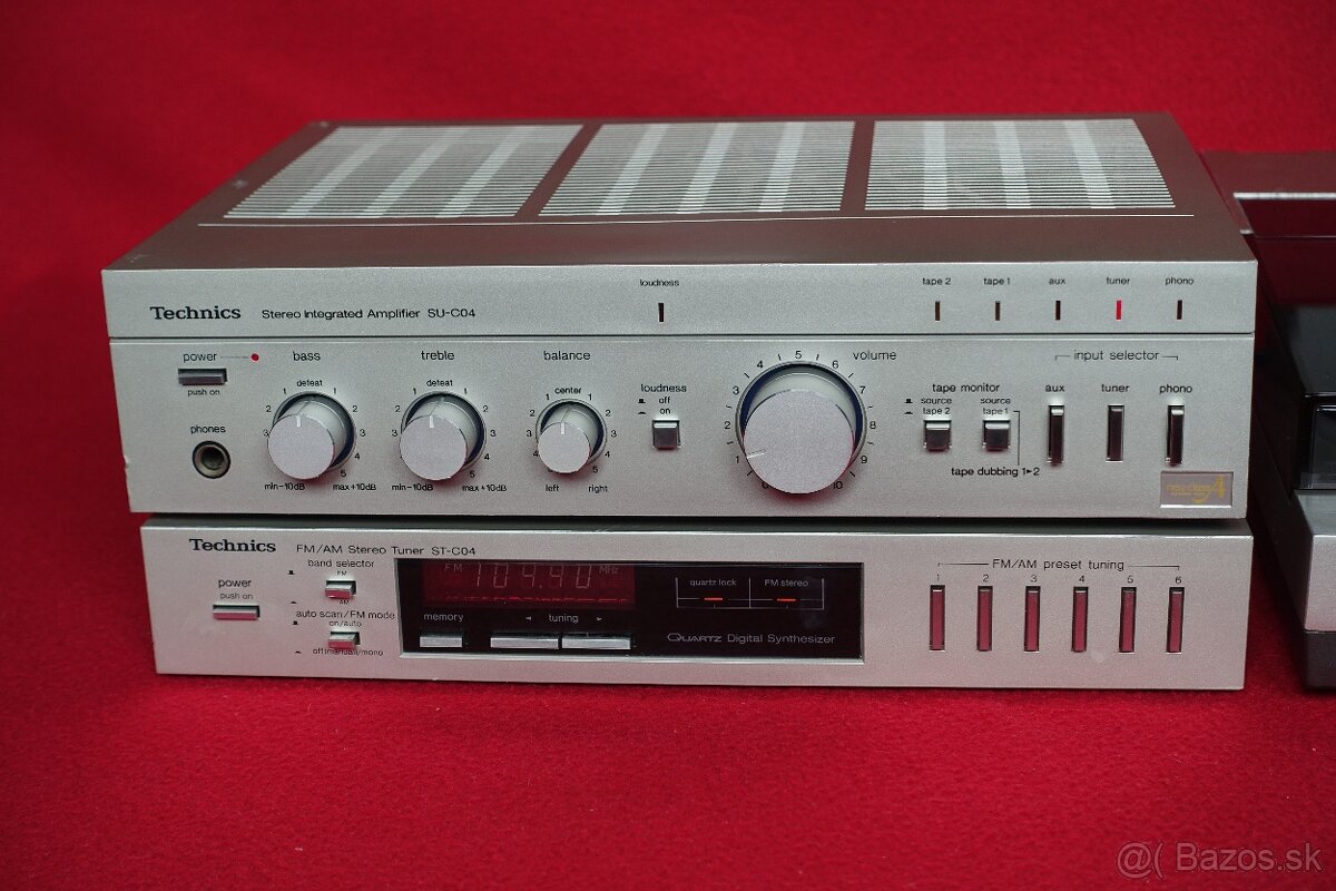 Zosilovač a tuner Technics