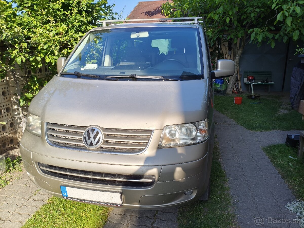 VW MULTIVAN T5 - 2,5TDI - 439 000KM - 7 MIESTNY