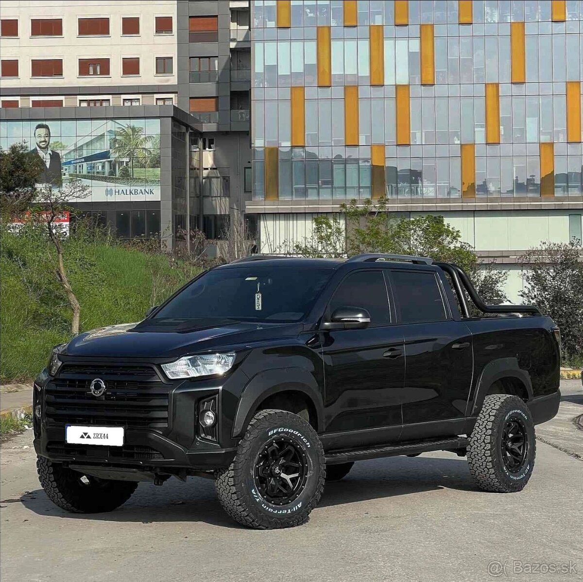 Rozšírenie lemy blatníkov na SsangYong Musso Grand 2018