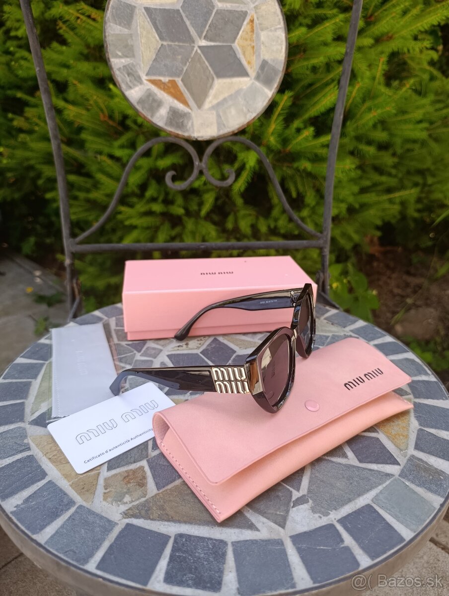 Miumiu okuliare s boxom