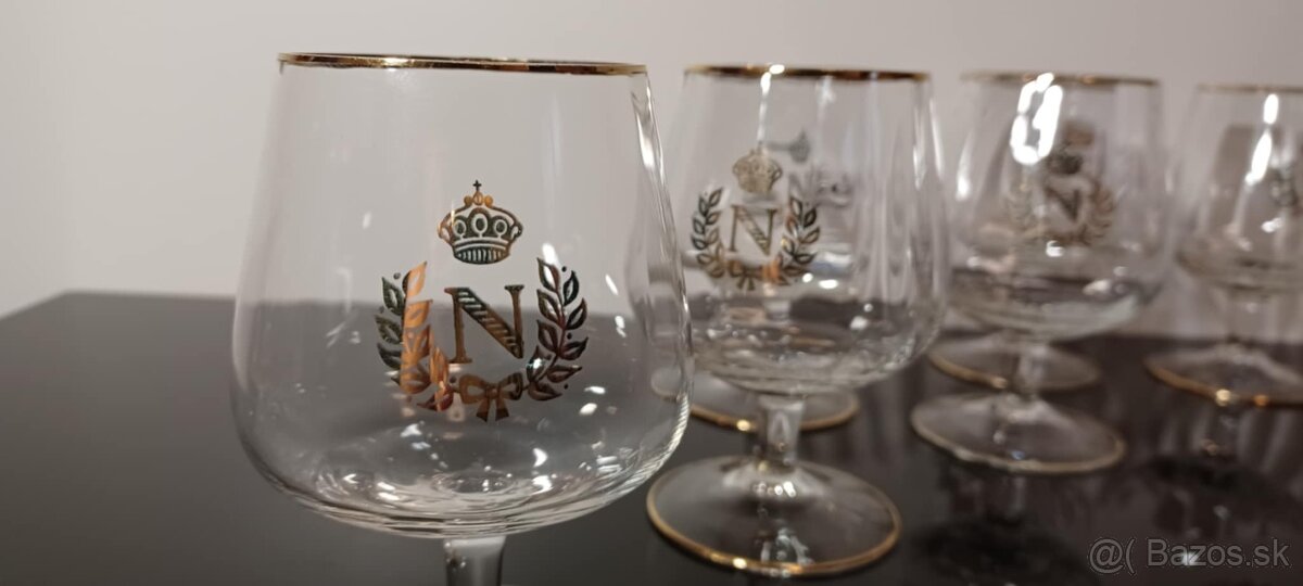 Kultové poháre Napoleonky fazetované 6 ks krásny stav