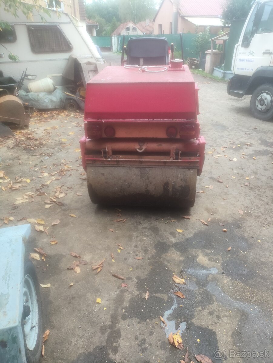 Vibračni valec HAMM