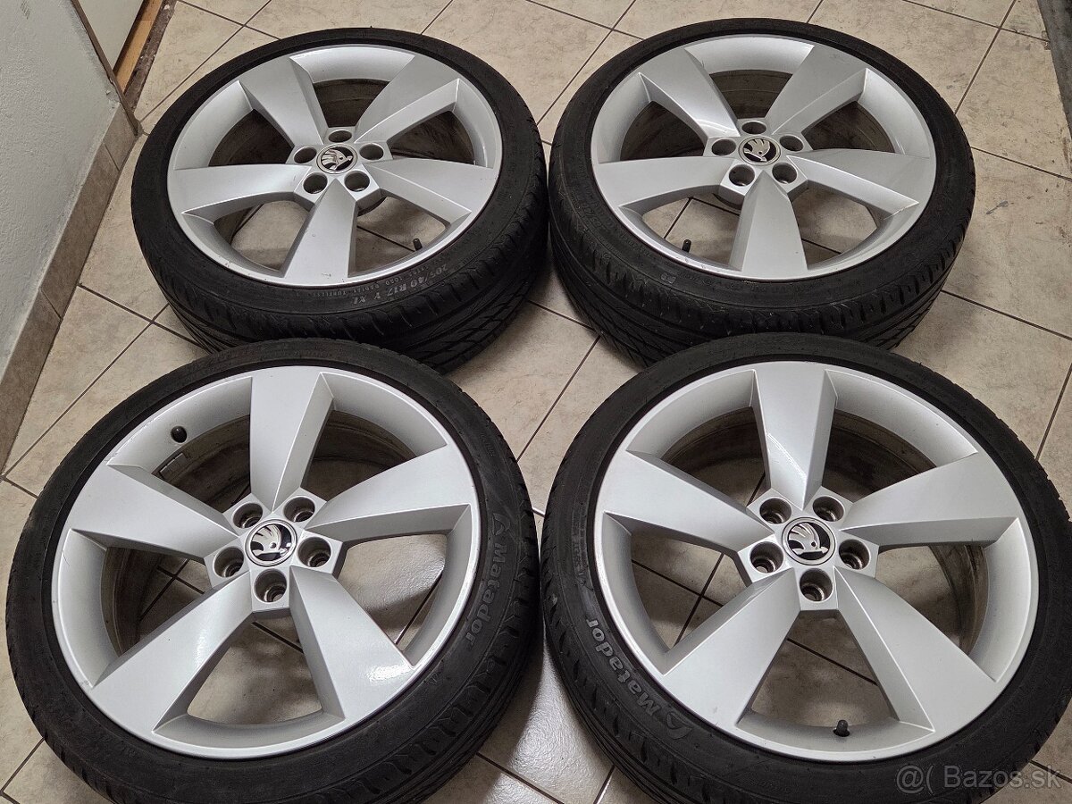 r17 ŠKODA Fabia + pneu