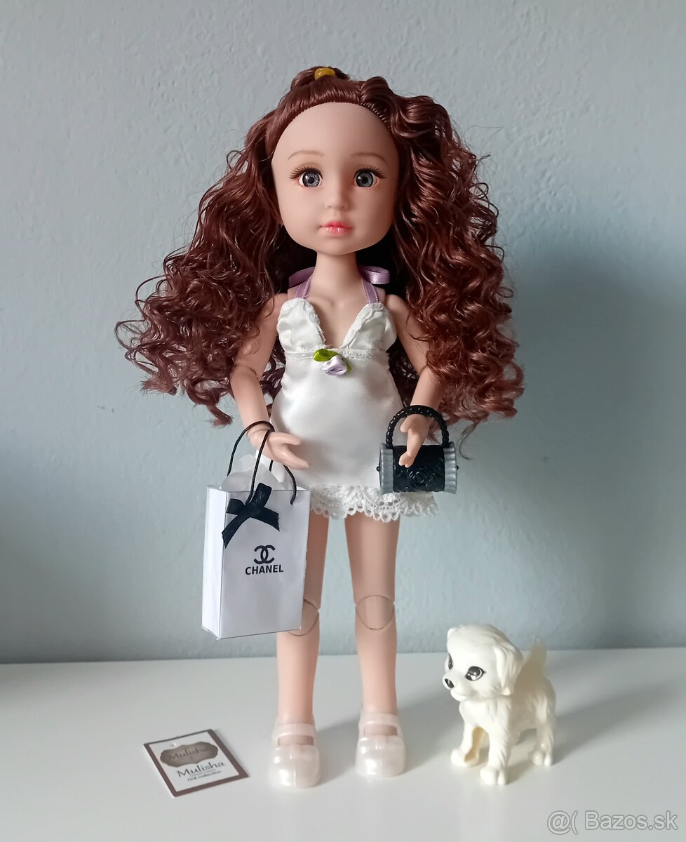 Bábika Mulisha so psíkom a s doplnkami