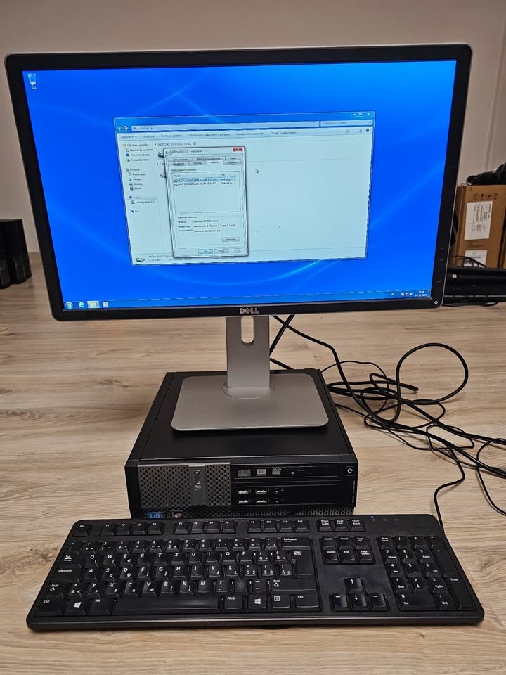 Počítač s monitorom - Dell OptiPlex 7020