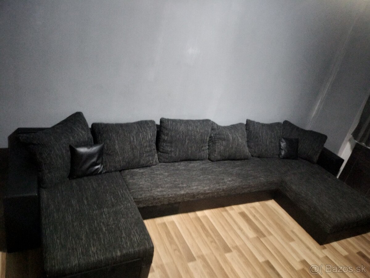Gauč