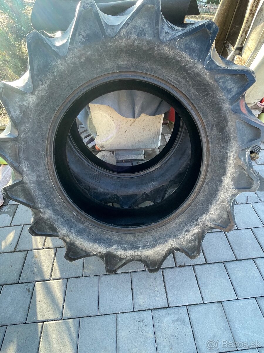 Pneu 13,6.28