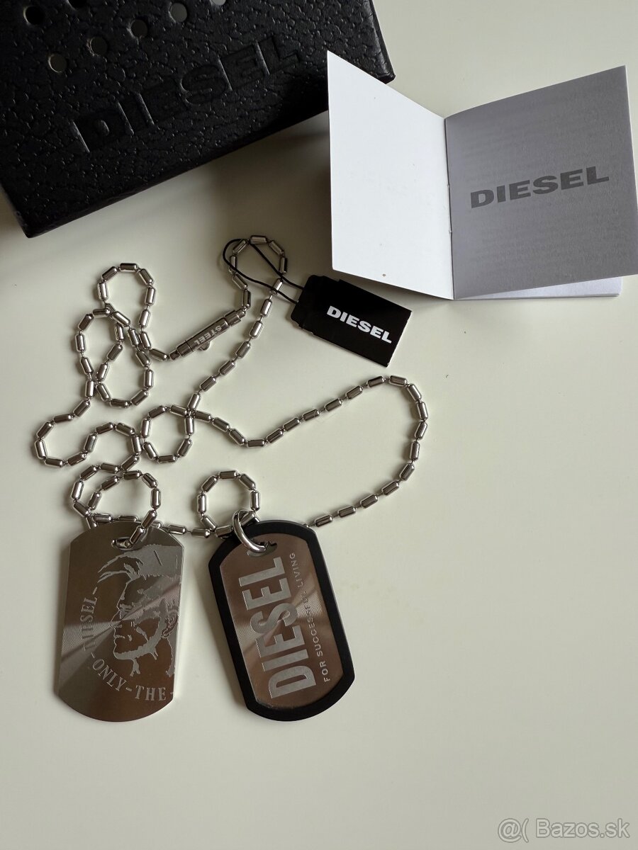 Diesel náhrdelník