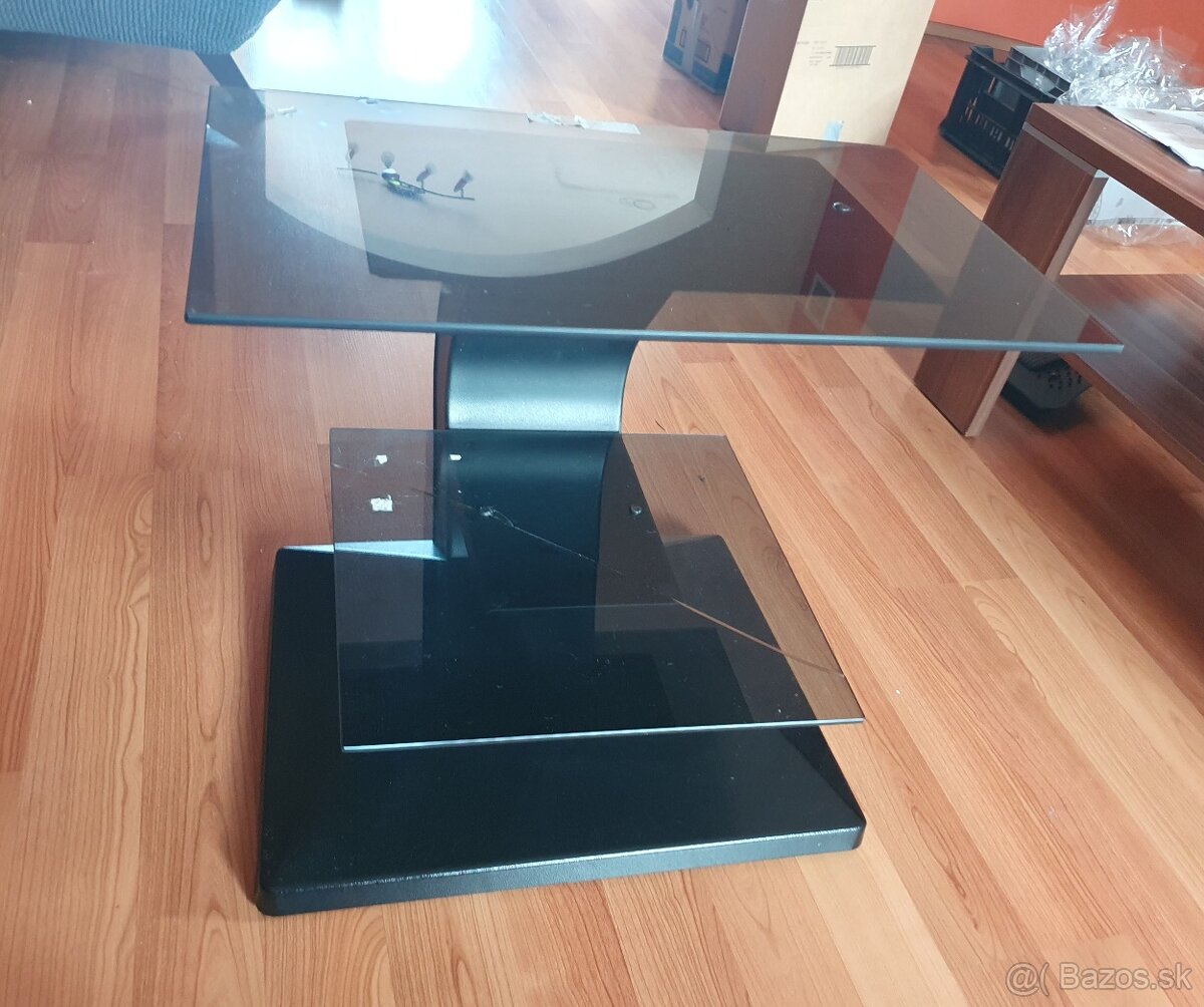 TV stolík