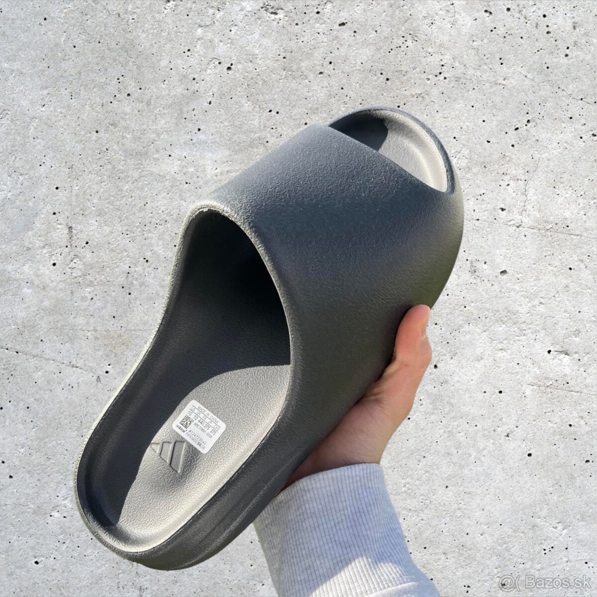 yeezy slides black bez krabice