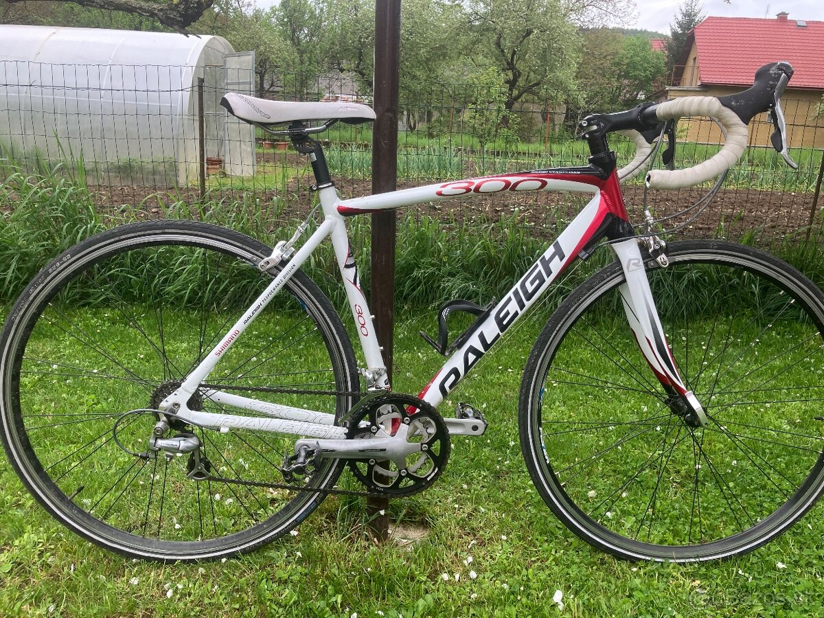 Predám cestný bicykel