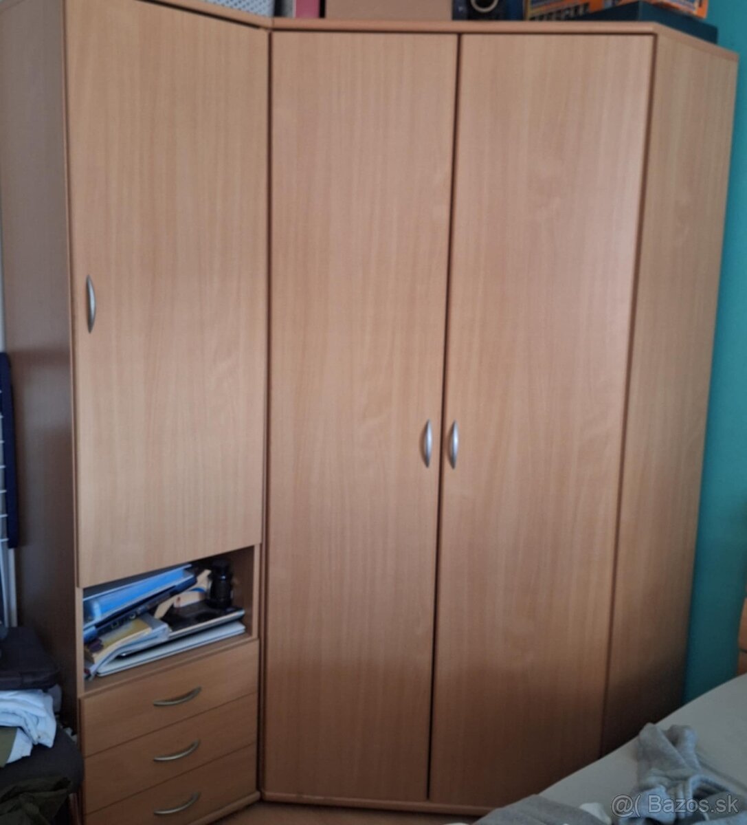 Prídem súpravu 2 skríň v zachovalom stave