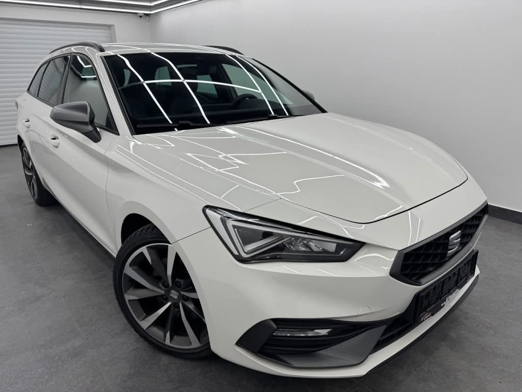 Seat Leon ST (Combi) FR-line 4x4 110kW Virtual Matrix Odpoče