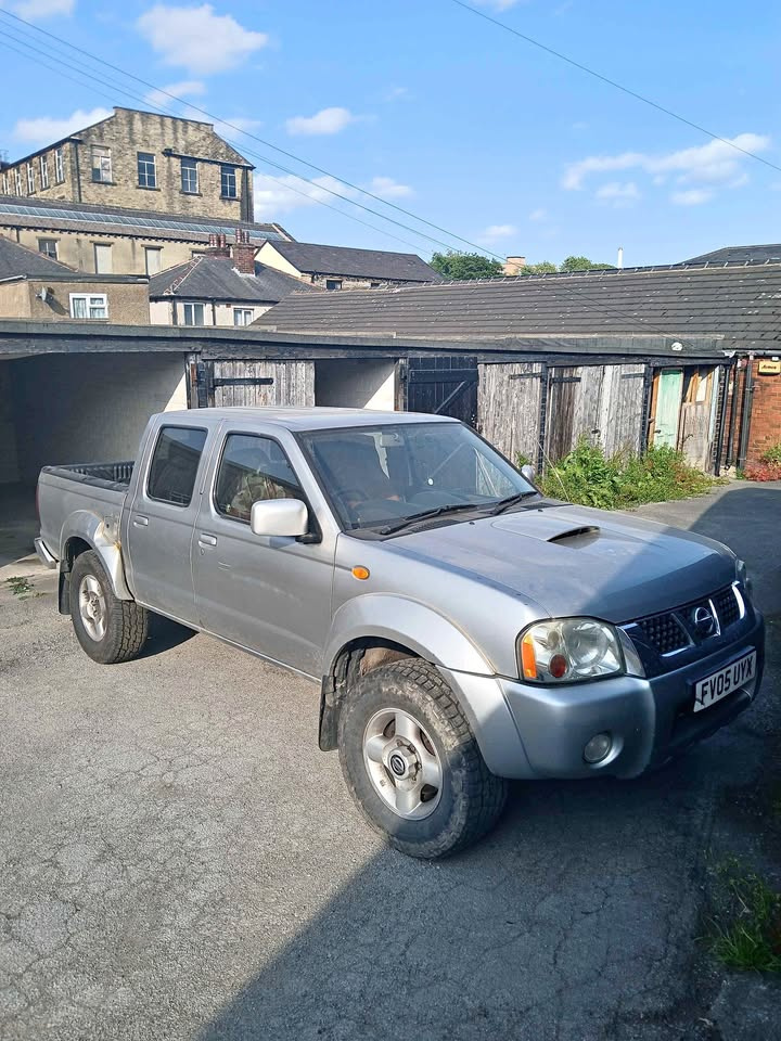 nissan navara D22 2.5 TD