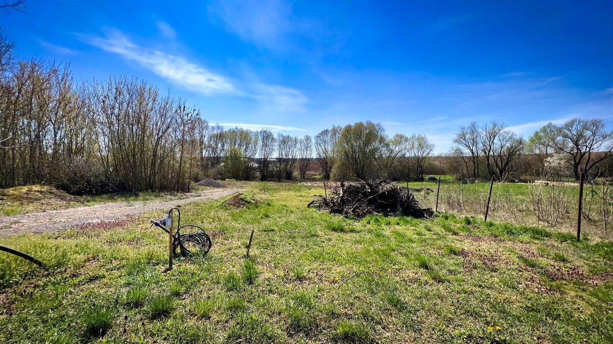 Stavebný pozemok 476 m², Klasov, Nitra