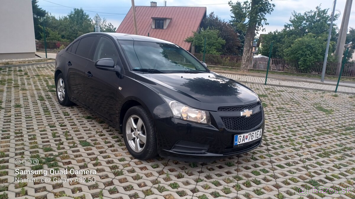 Predám Chevrolet Cruze 1.6 benzín,