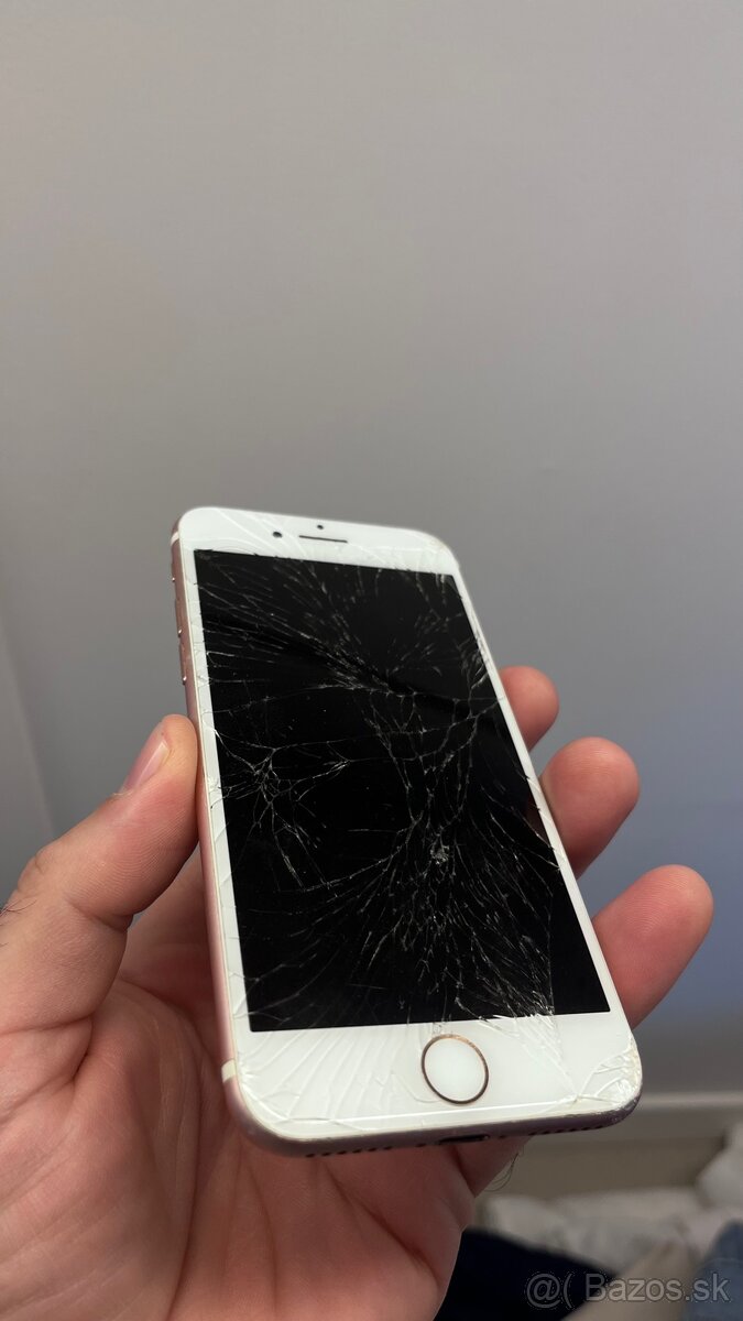 iPhone 7 32gb Rose (prasknute sklo)