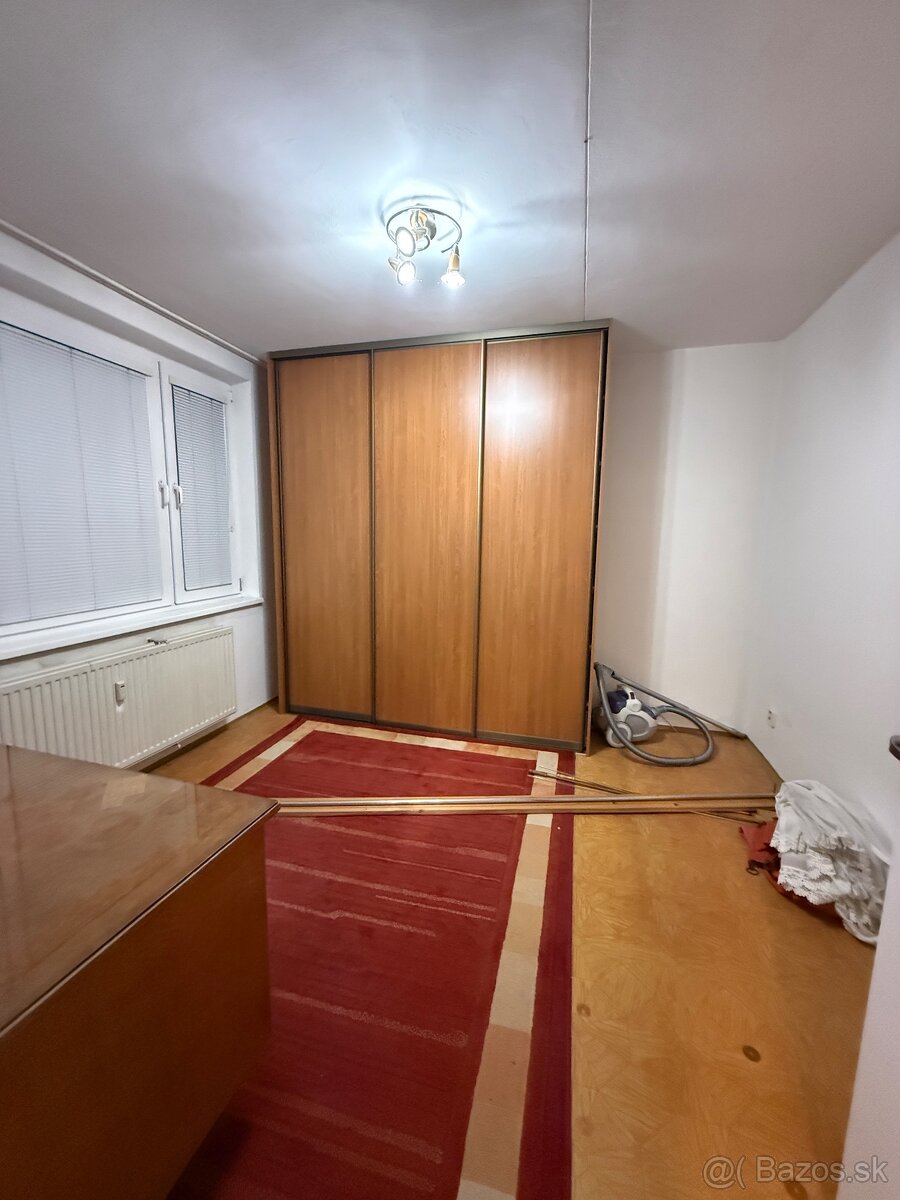 Na predaj 3 izbový byt na Jazere - Investičná príležitosť