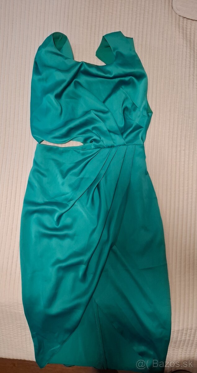 slávnostnejšie šaty